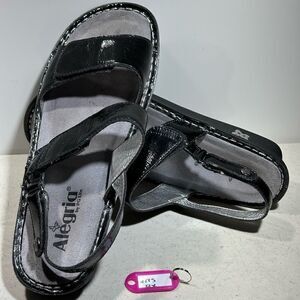 Algeria Women’s Comfort Sandals Black Patent Strappy Size 41